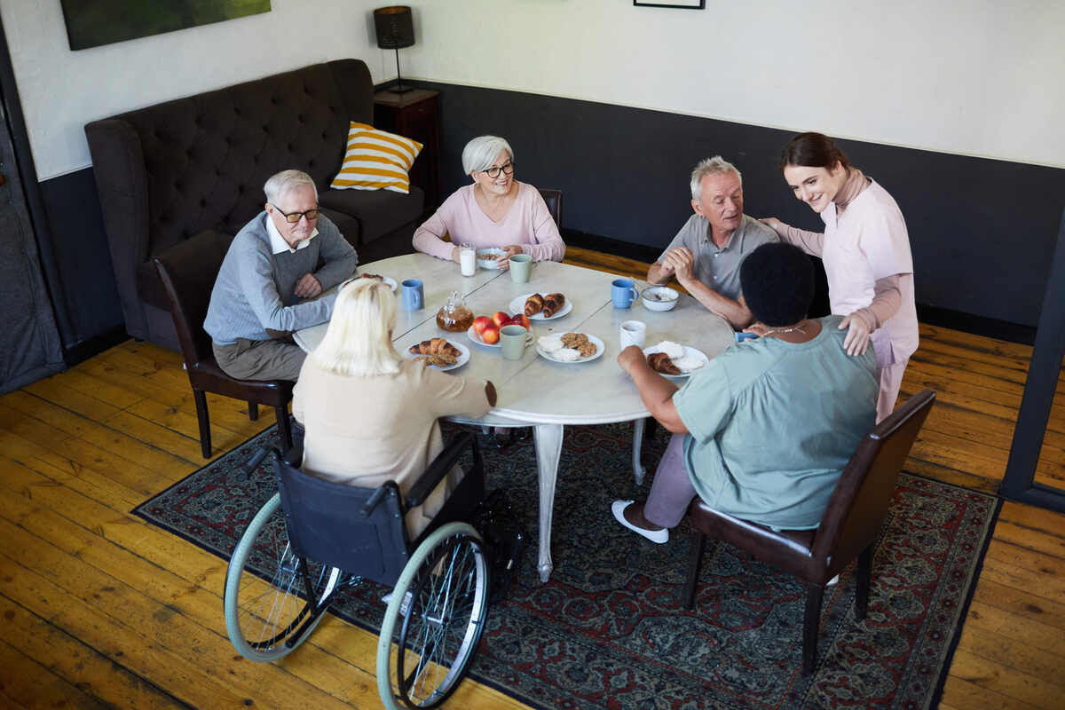 Carer assisting NDIS participant with daily tasks – Aussie Community Care, Melbourne.
